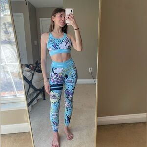 Stronger Pop Art Leggings and Sports Bra (Small)